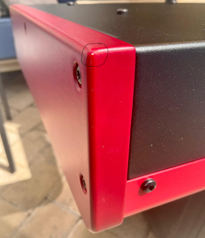 Small Blem Bottom Corner